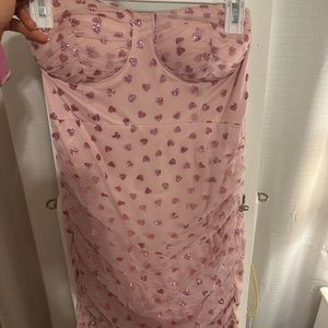 Super down dress!!! Super cute especially for valentines or hoco!!